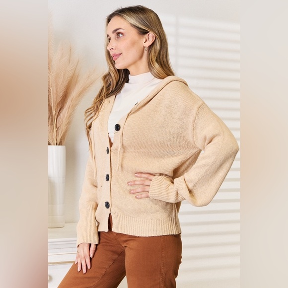 Woven Right Button-Down Long Sleeve Hooded Sweater - Picture 5 of 8